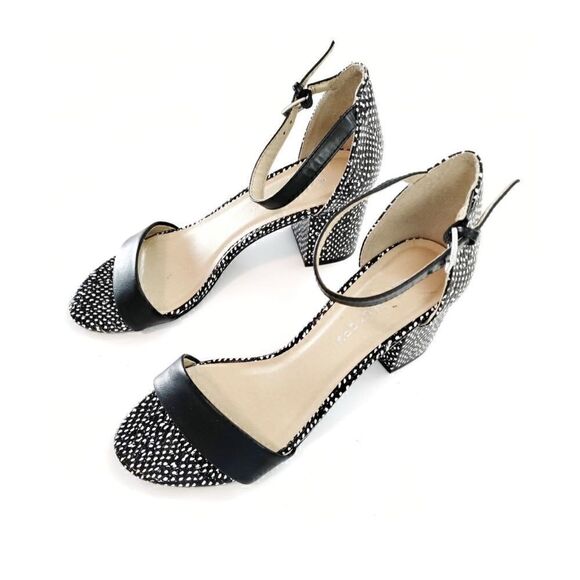 CL BY LAUNDRY JODY ANKLE STRAP SANDAL SHOES SIZE 8.5 - Picture 3 of 9